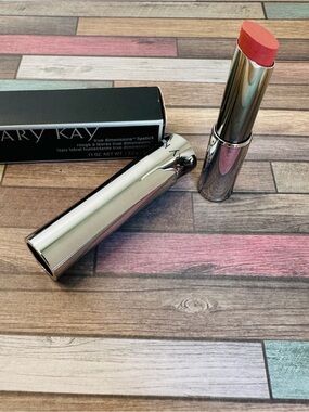 Mary Kay True Dimension Lipstick First Blush NIB